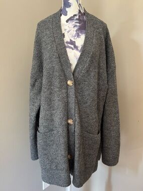 George Grey V‑Neck Oversized Cardigan